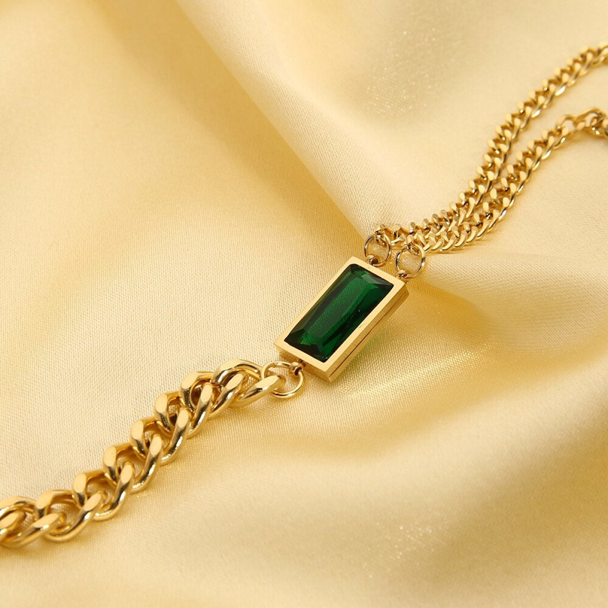 Spliced Cuban Chain Green Diamond Bracelet