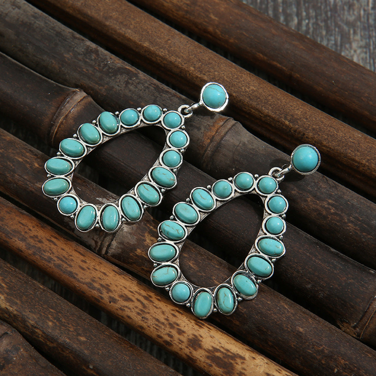 Retro Teardrop Hollow Inlaid Turquoise Drop Earring