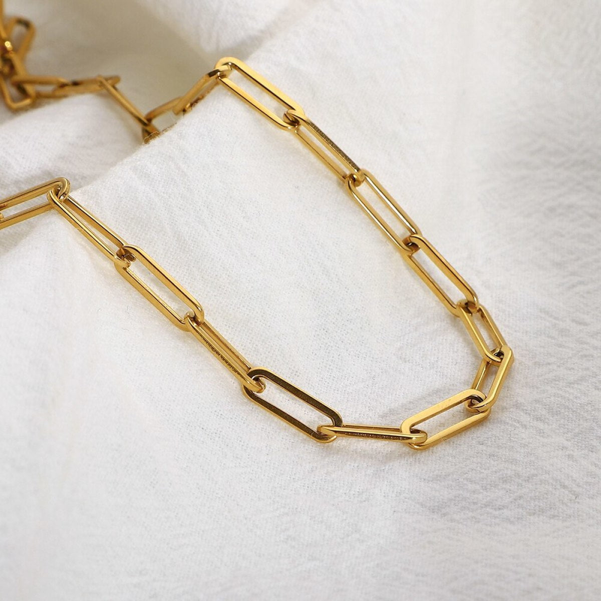 Paper Clip Link Chain Necklace