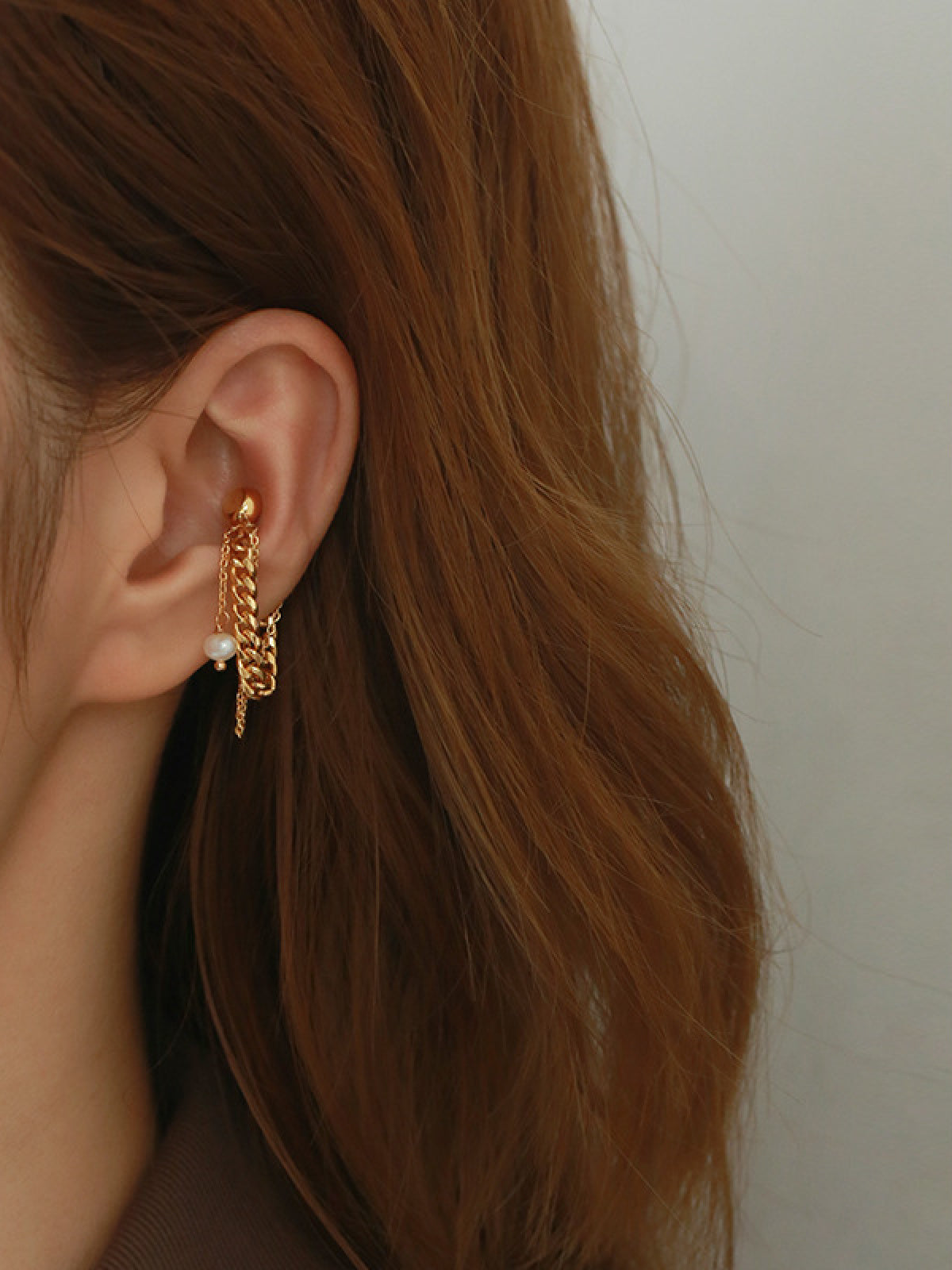 Retro Chain Tassel Conch Clip Earrings