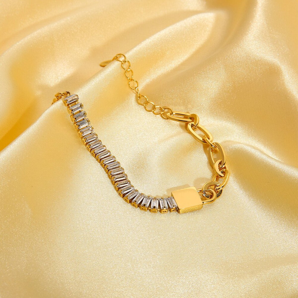 Lock Shape Luxury Bracelet