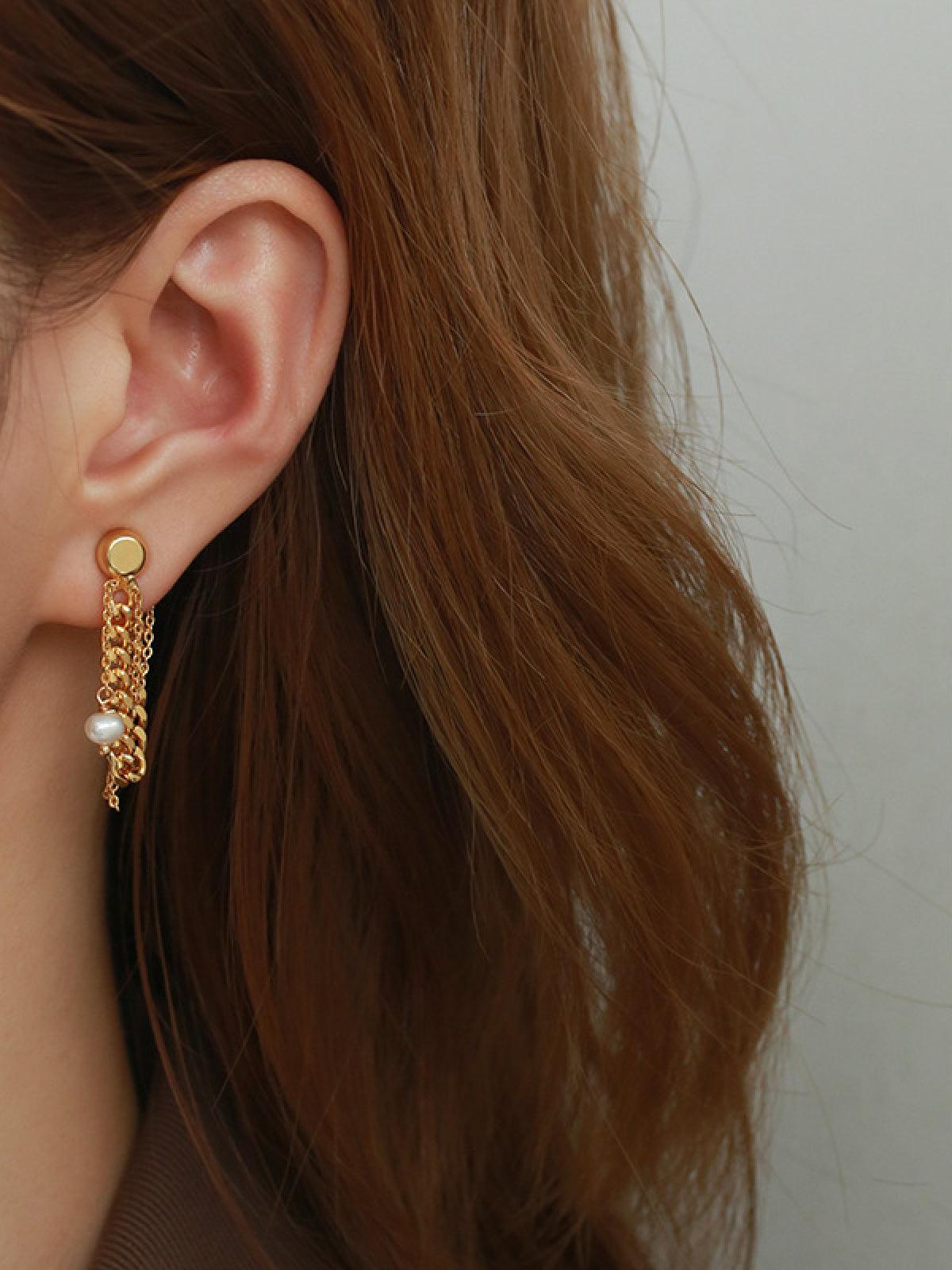 Retro Chain Tassel Conch Clip Earrings