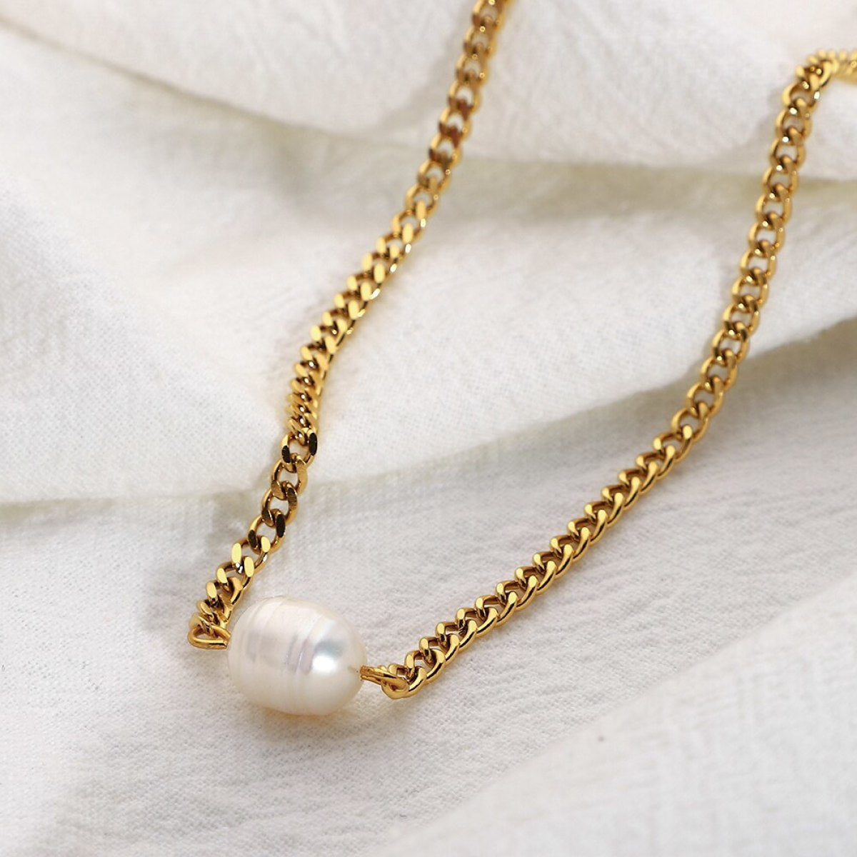 Pearl Pendant Chunky Chain Necklace